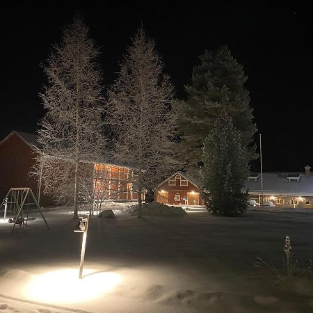 Farmholiday Kumpunen Hotel Petäjävesi Екстериор снимка