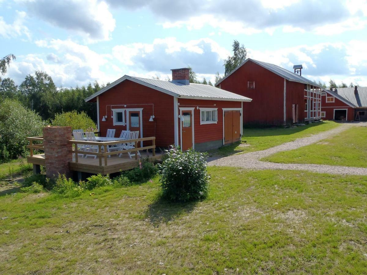 Farmholiday Kumpunen Hotel Petäjävesi Екстериор снимка