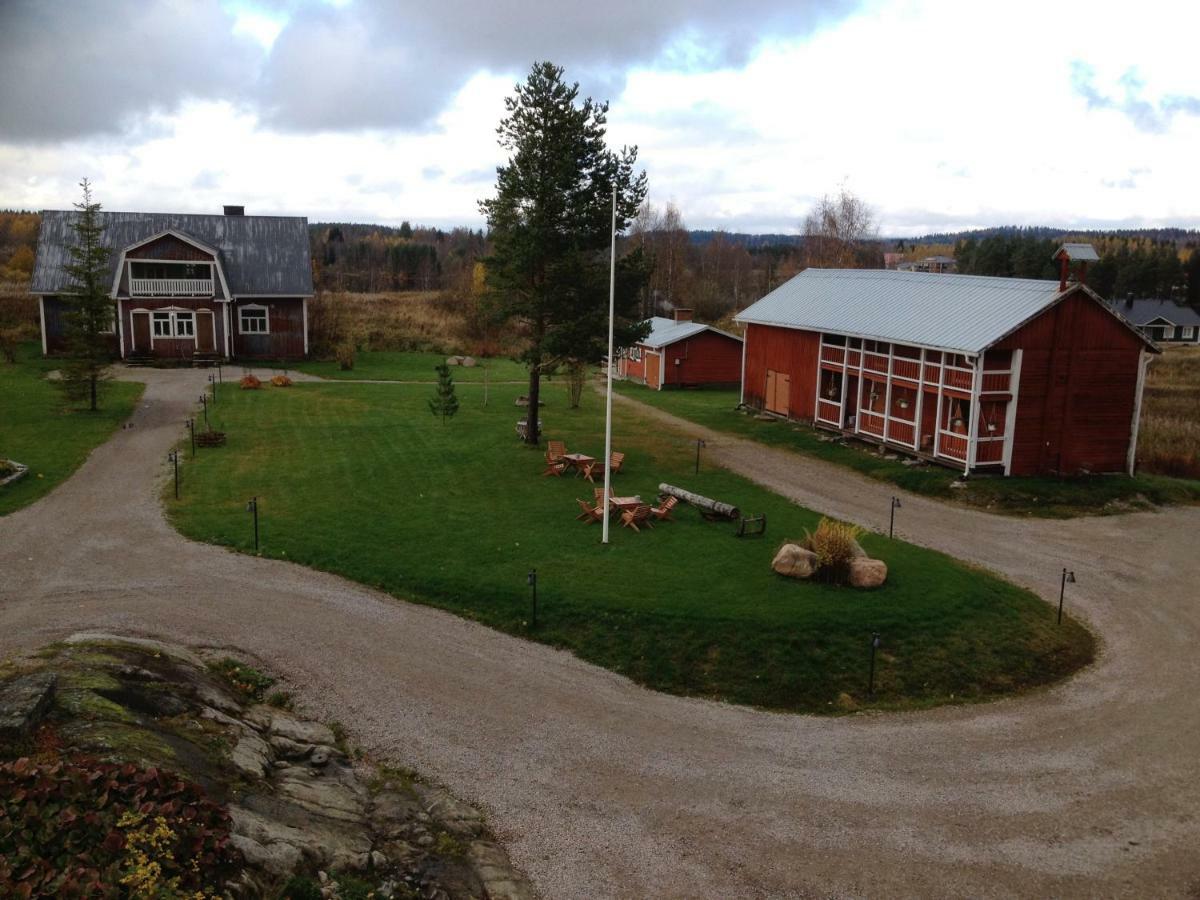 Farmholiday Kumpunen Hotel Petäjävesi Екстериор снимка